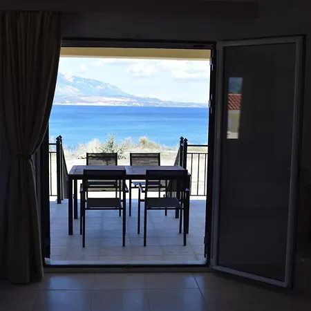 Casa Del Mare Apartment *